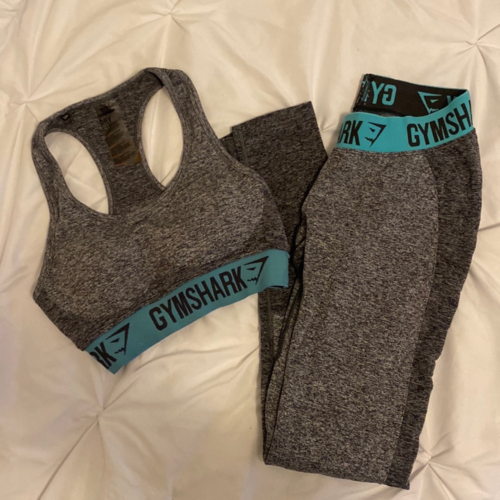 GYMSHARK Small Flew Low Rise leggings and sports bra